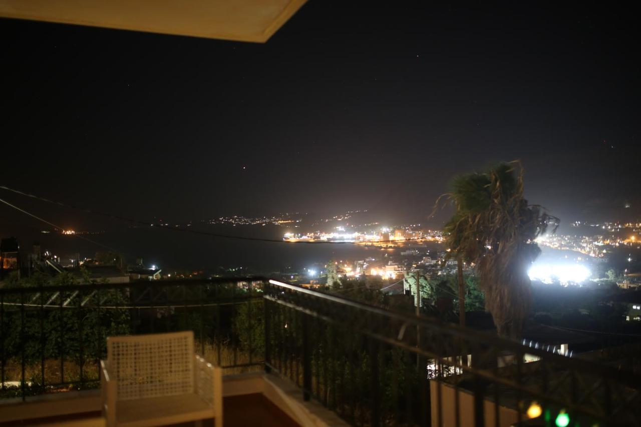 Chrisa'S Beautiful Apartment Chania Chrissi Akti Chania Exterior foto