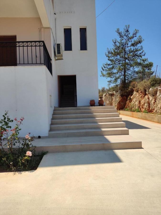 Chrisa'S Beautiful Apartment Chania Chrissi Akti Chania Exterior foto